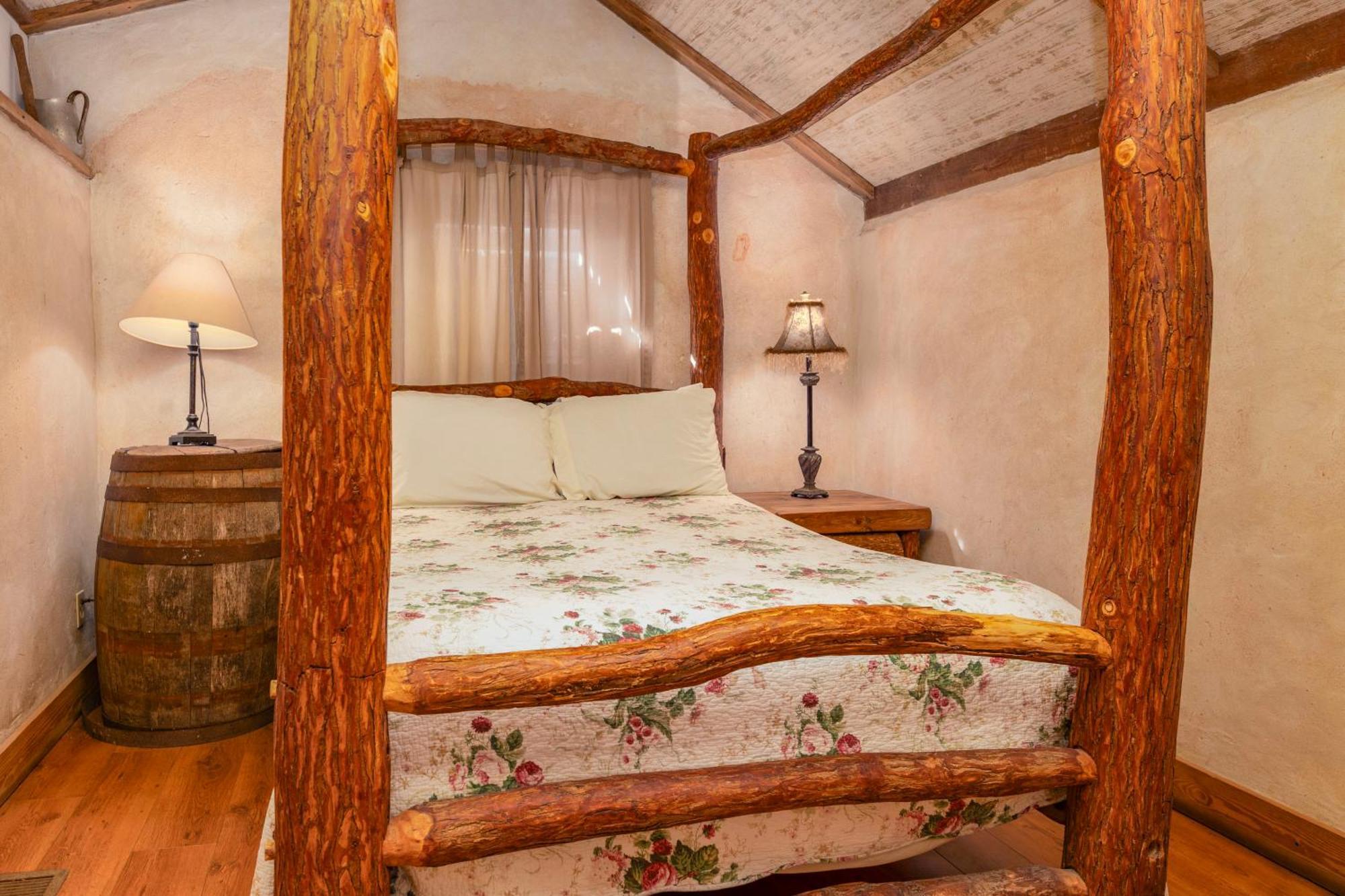 Country Inn Cottages 프레드릭스버그 외부 사진